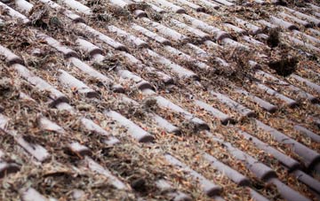 Simmondley roof cleaning companies